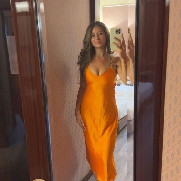 NWT ZARA ORANGE SATIN MIDI DRESS SIZE L - Picture 12 of 17